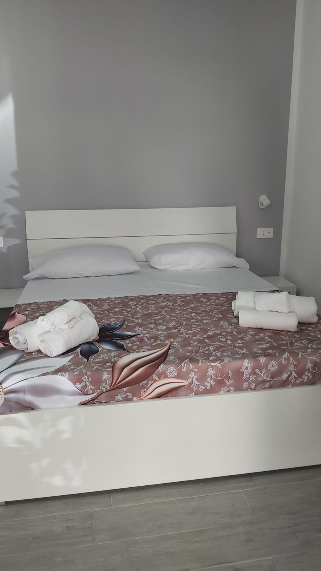 B&B Raffaela Marina di Camerota Eksteriør bilde